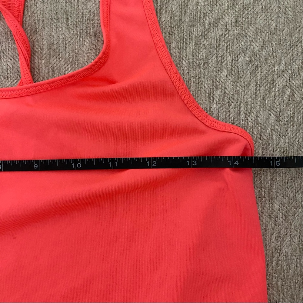 Under Armour Women’s Tank Top Small Twist Strap Workout Gym Yoga Sporty Pilates - Picture 8 of 10